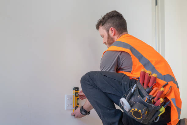 Best Affordable Emergency Electrician  in Spring Lake, MI